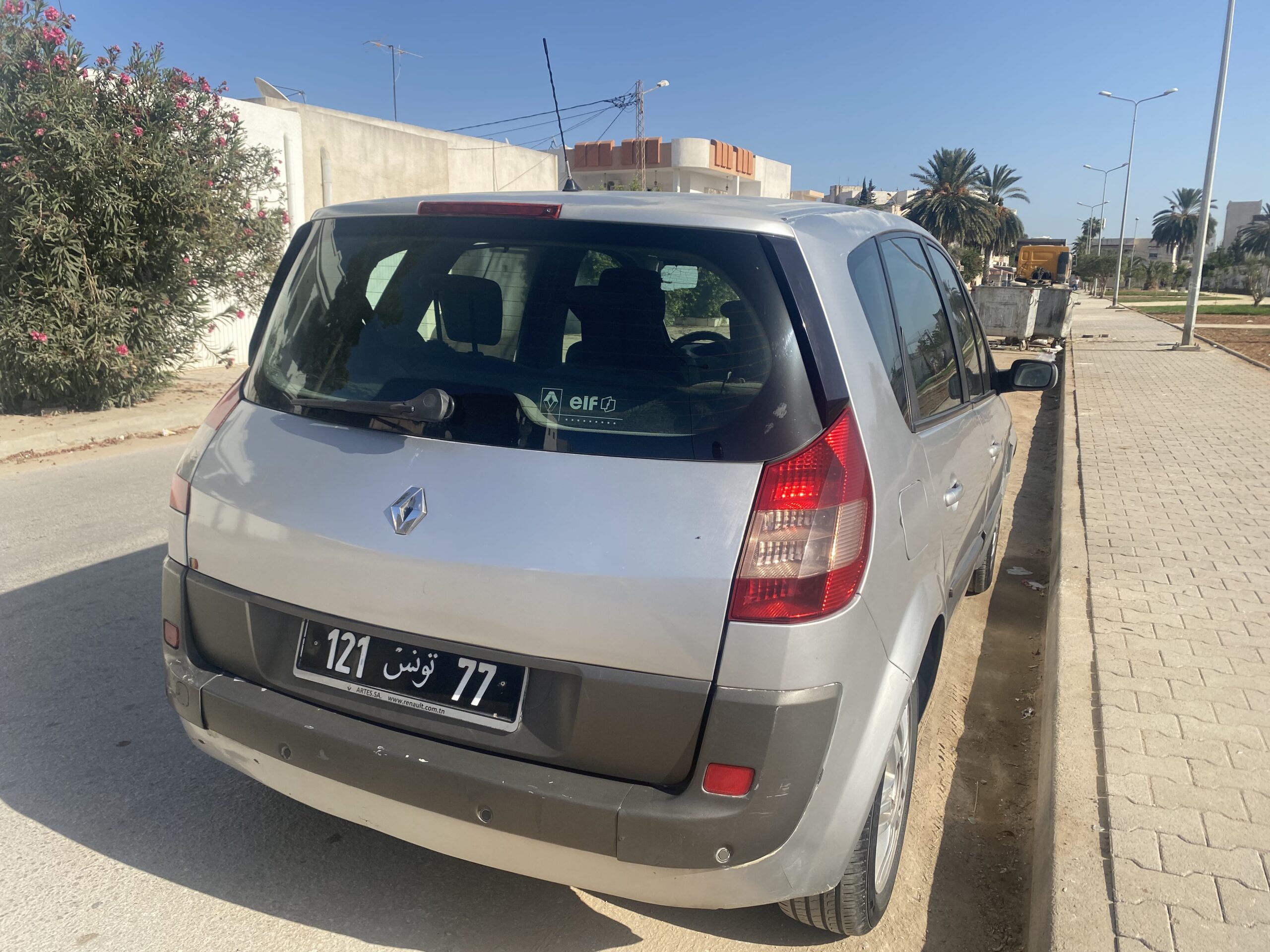 A vendre  Renault scenic 2